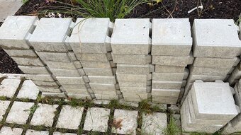 Zatravňovací dlažba - 2