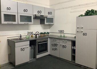 Moderní šedá kuchyně LUNARA - 2