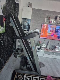 Běžecký pás Master f25 - 2