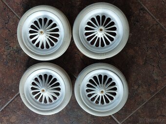 Retro originál kolečka na kočárek - 2