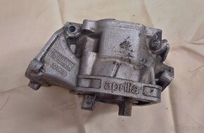 Válec Aprilia RS 125 220H - určený k opravě - 2