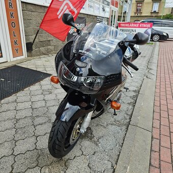 Honda CBR 900 RR, LEGENDÁRNÍ STROJ SKLADEM - 2