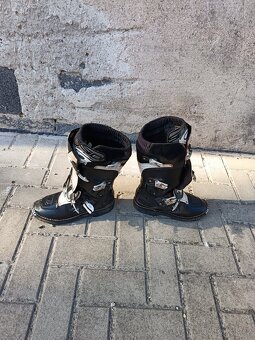 Prodám boty vel.40 - 2