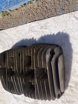 ČZ 250/471 hlavy válců - 2