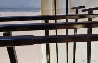 universální věšáky - 2