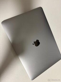 Prodám Macbook Pro 2020 chip M1 - 2