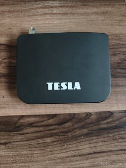 Tesla android Teh 500 , dvb-t 2, 4k,+sledování TV + DO - 2