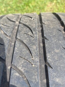 225/35 r19 - 2