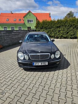 Mercedes w211 E500 4matic 5G tronic v kombíku - 2