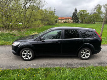 Ford Focus 1.6TDCi 80kW, RV 2010, Kombi, Alu, Klima - 2