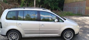 Vw Touran 1.9tdi 77kw 7 mistné - 2