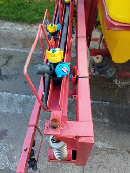 Nesený postřikovač 12 m - 2