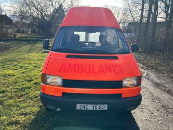Volkswagen Transporter T4 2.5i synchro Long - 2