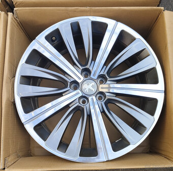 Použité alu disky Peugeot 508 5x108r19 8j et42 - 2