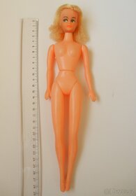 M&S Shillman retro panenka - 2