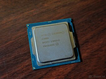 Intel Celeron G3900 - 2