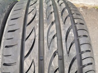 Nové letní pneu Pirelli pzero Nero GT 245/40 r18 - 2