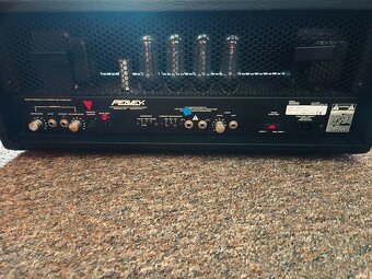 kytarový zesilovač Peavey Triplex XXX 120w - 2