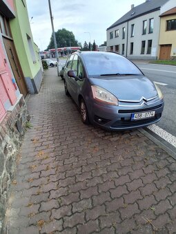 Předám Citroën c4 picasso - 2