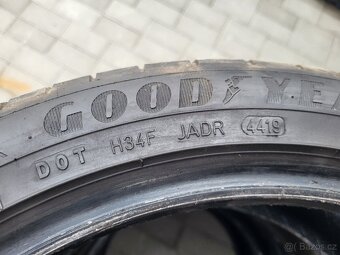 Prodám letní sadu pneu Goodyear 225/45R18 - 2