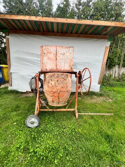 Stavební míchačka - 2