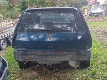 Mitsubishi Lancer - 2