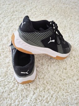 Dětské tenisky Puma, velikost 36 - 2