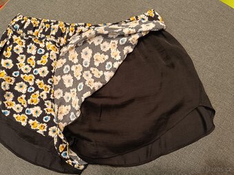 Dámské kraťasy - 2