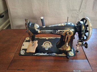 Šicí stroj Minerva - 2