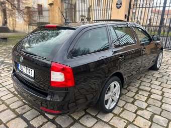 ŠKODA OCTAVIA 2.0TDI 103KW /FL/XENON/ŠÍBR/PDC/NAVI/ALCANTARA - 2