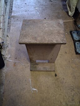 STOJAN NA KOVADLINU - 2