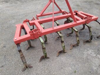 Kypřič do vinohradu - 11 odpružených radliček, nastavitelný - 2