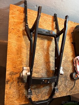 Podsedlový rám KTM 990 SMR - 2