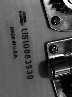 Baskytara Fender Precision bass - 2