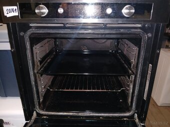 Vestavná trouba Whirpool - 2