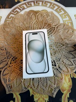 IPhone 15 128gb černý - 2