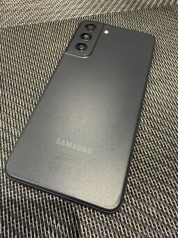 Samsung Galaxy S21 FE Black - 2