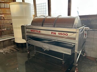 Prodej lisu na víno - 2