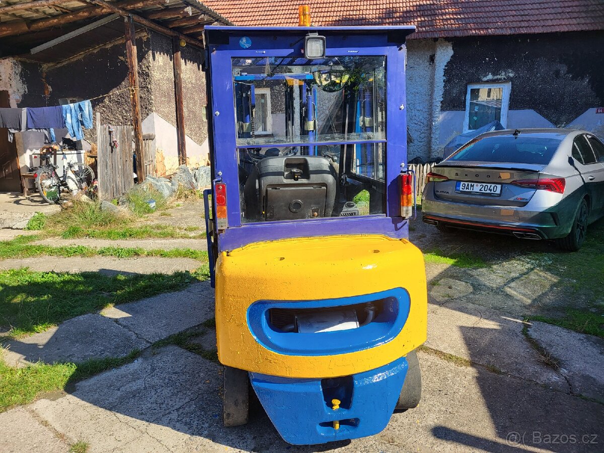 Prodám vzv komatsu FD15/18T nafta - 3