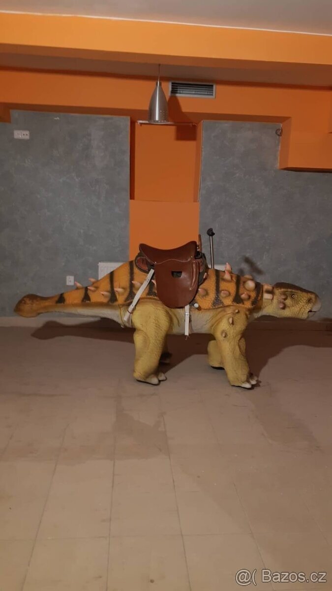 Chodící DINO + zvukový efekt - 3