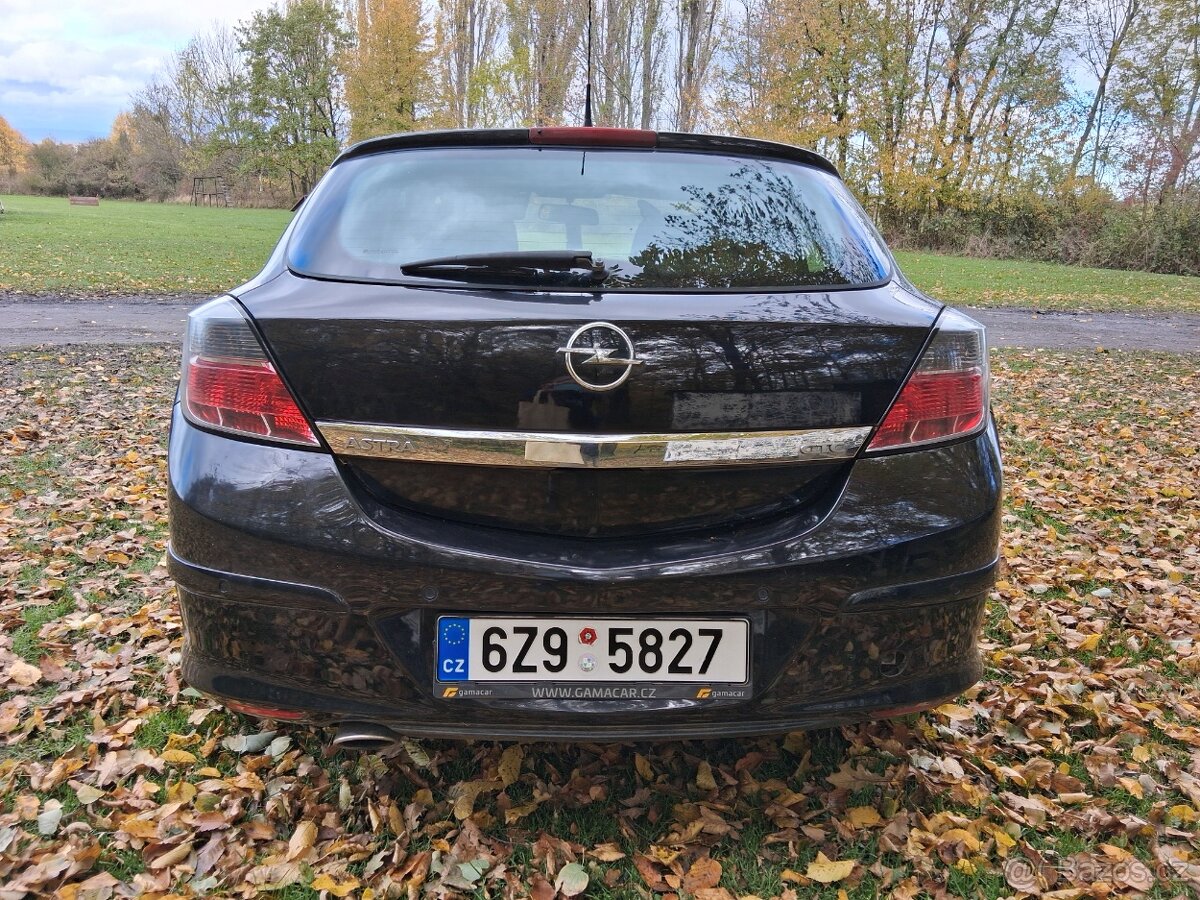 Opel Astra 1.8 GTC - 3