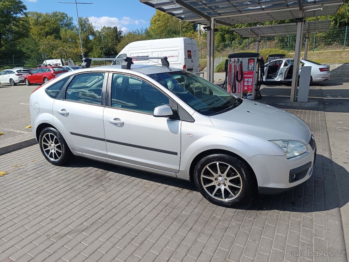 Focus Hatchback, MK2, benzin 1,6i , 16V, 74kW, r.v.11/2006 - 3