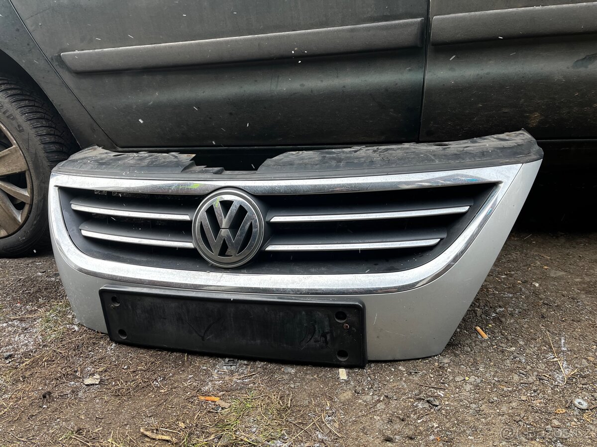 Přední maska / mřížka do nárazníku VW Passat CC - 3