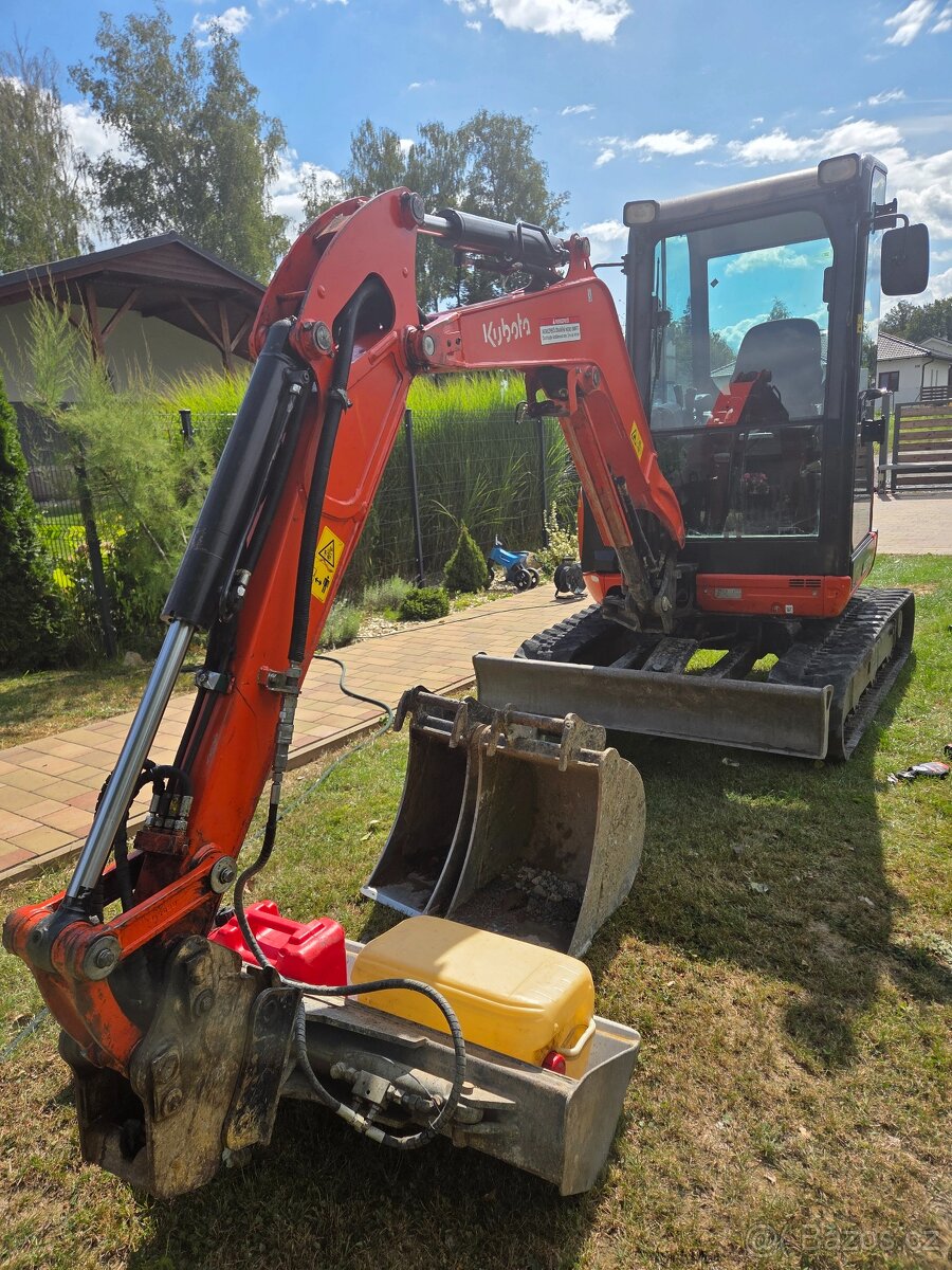 Kubota U27 - 3