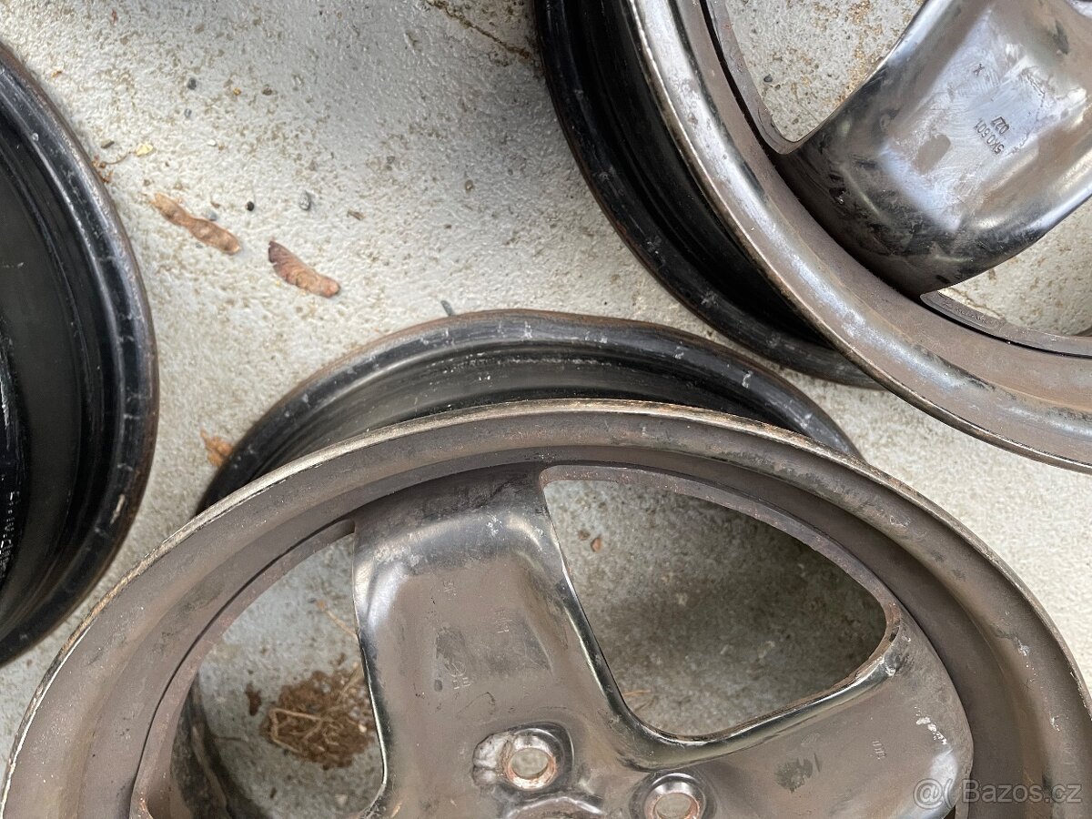 4x plechový disk - 3