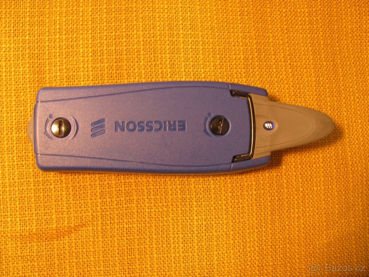 ERICSSON R310 + pouzdro rok 2000+ - 3