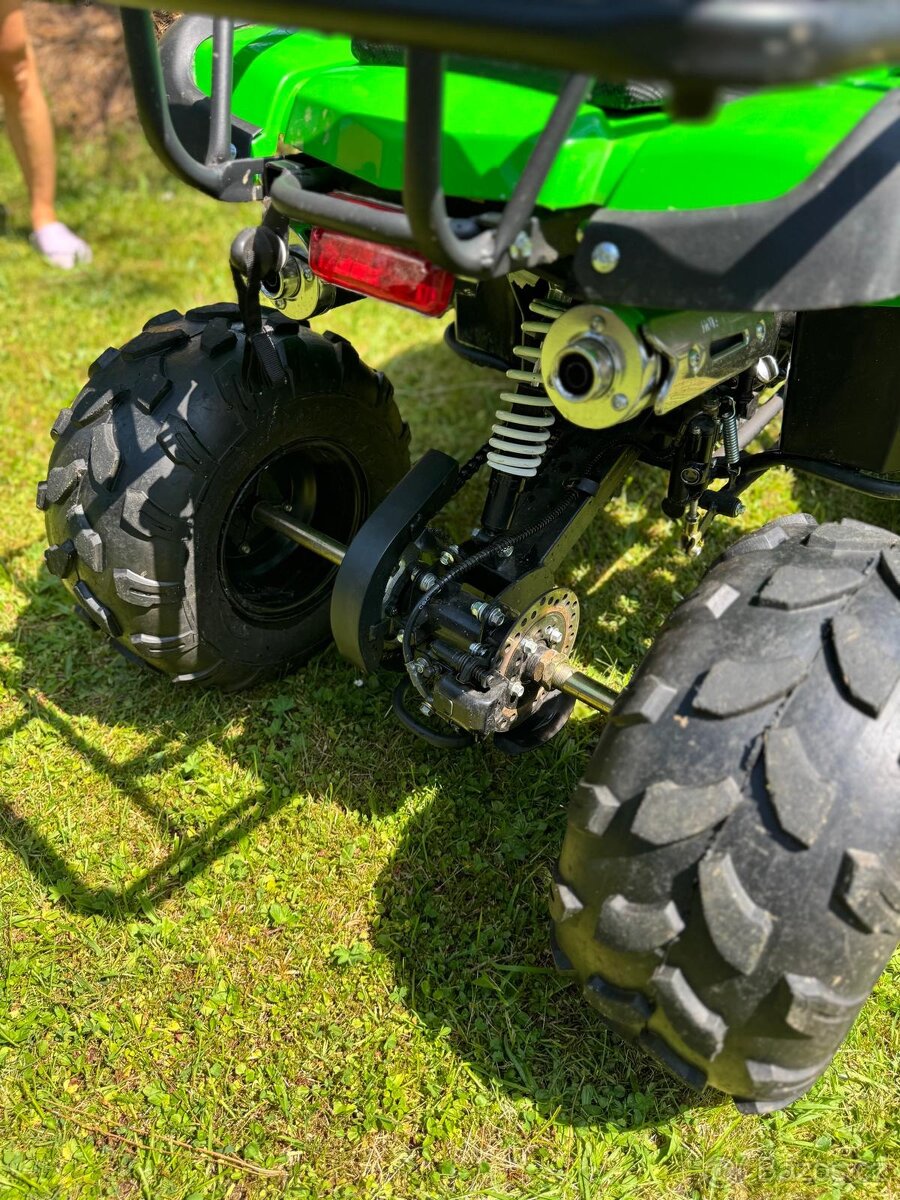 Dětská čtyřkolka 125cc Hummer RS Deluxe zelená poloautomat