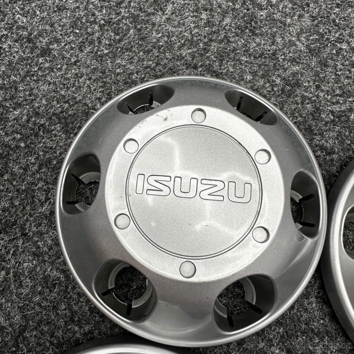 Poklice Isuzu D-Max 2 6x139,7