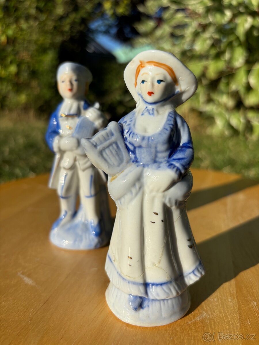 Porcelánové figurky – pár v lidovém oděvu - 3