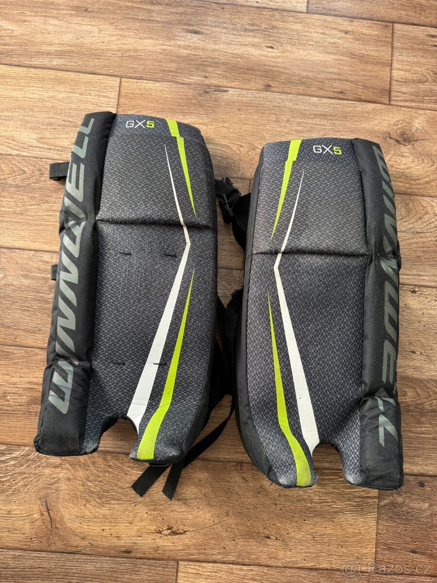 Hokejová vyzbroj - 3